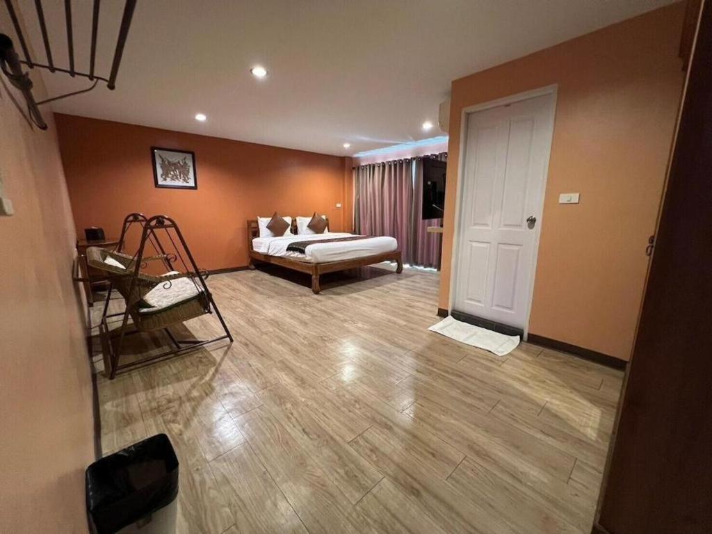 בנגקוק Phaphoom Boutique Residence מראה חיצוני תמונה