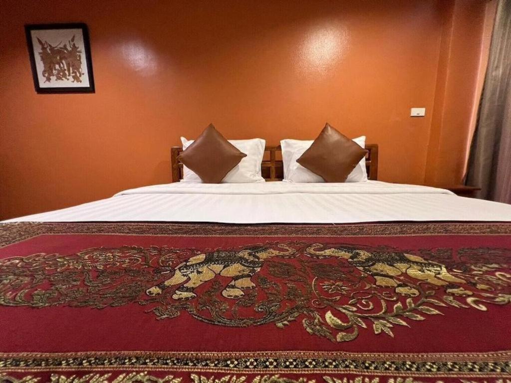 בנגקוק Phaphoom Boutique Residence מראה חיצוני תמונה