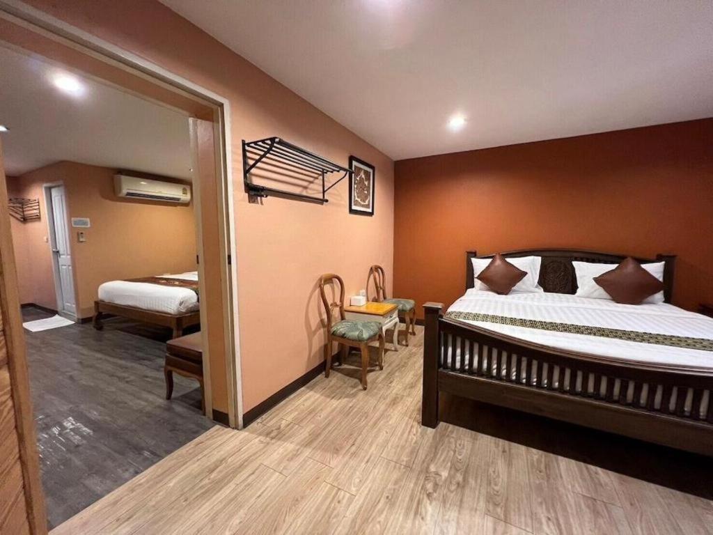 בנגקוק Phaphoom Boutique Residence מראה חיצוני תמונה