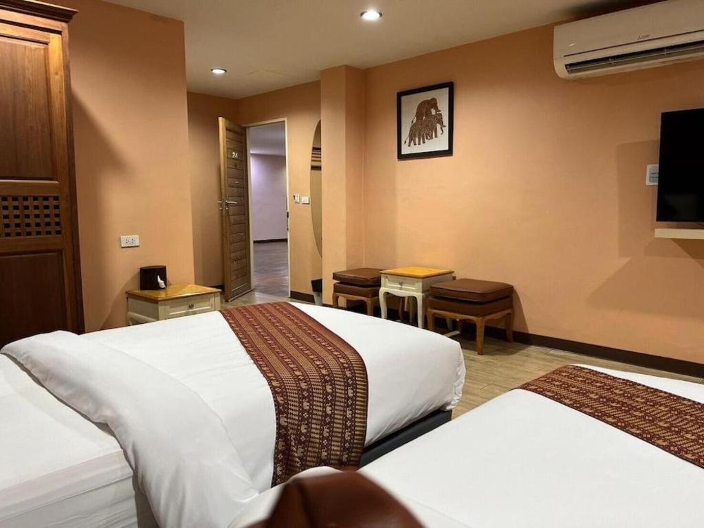 בנגקוק Phaphoom Boutique Residence מראה חיצוני תמונה