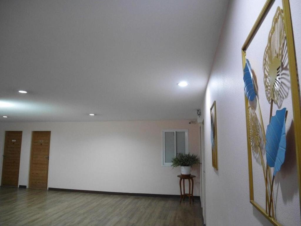 בנגקוק Phaphoom Boutique Residence מראה חיצוני תמונה