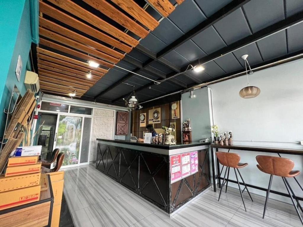 בנגקוק Phaphoom Boutique Residence מראה חיצוני תמונה